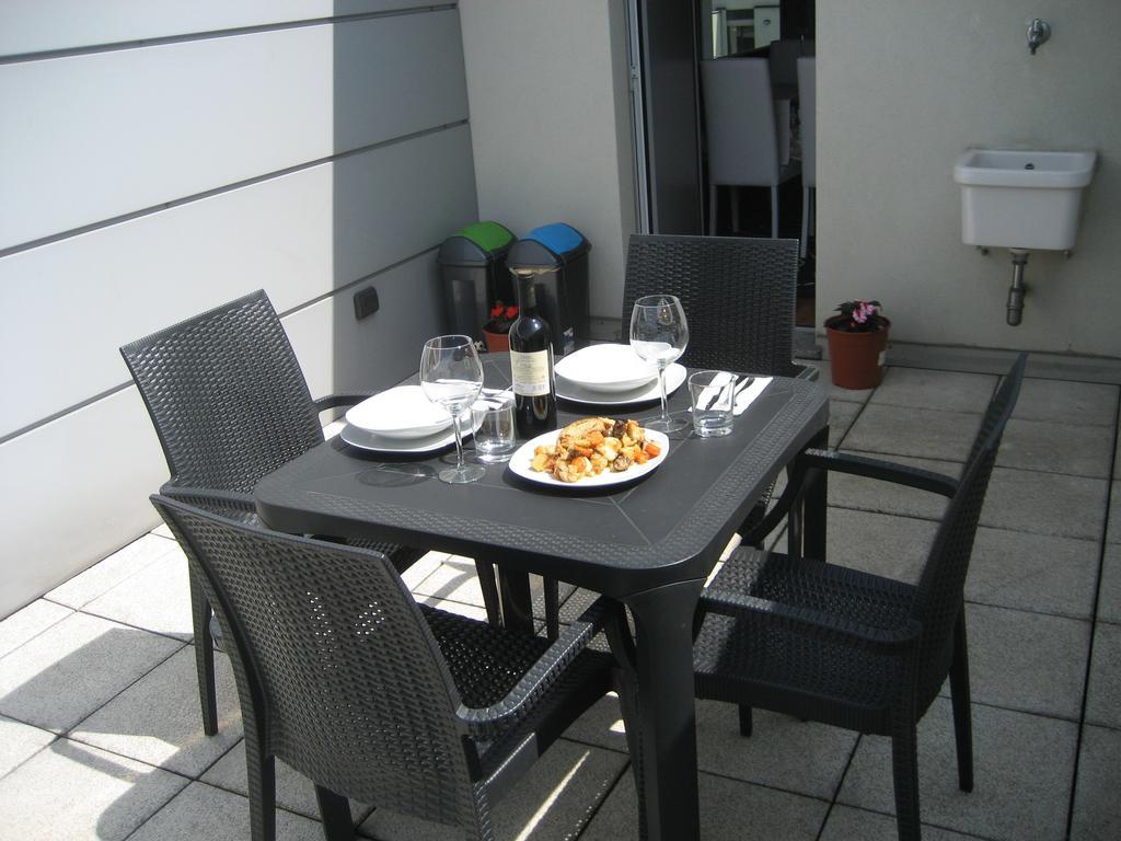 New Luxury Attic Santa Giulia Expo Appartement Milaan